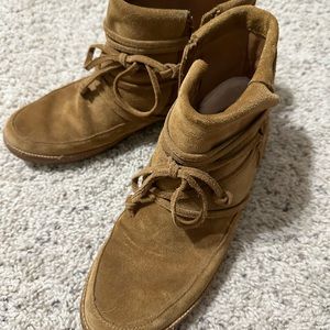 UGG Reid Moc size 9